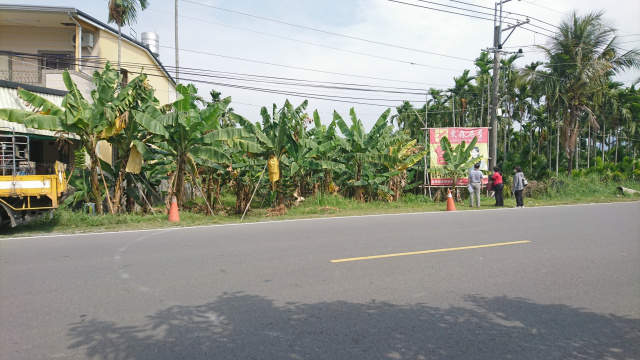 三和玉泉大路邊農地