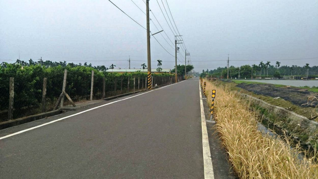 竹田雙面路蝦池農地