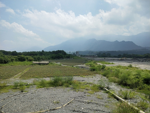 高樹阿拔泉雙面路景觀美農地