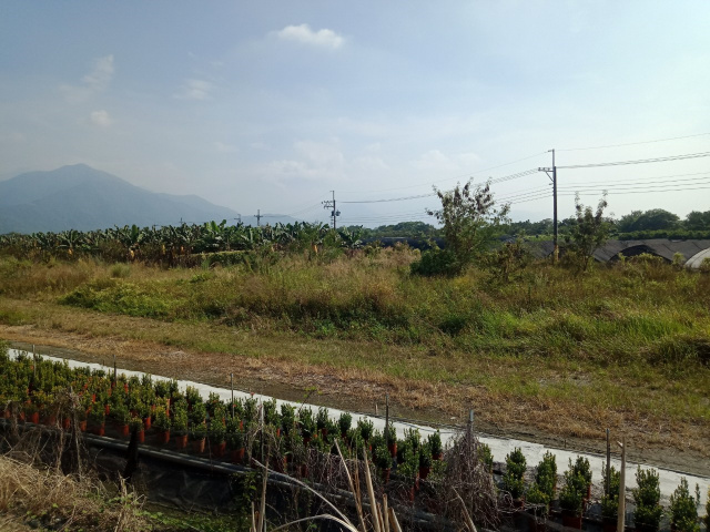 高樹南華大橋農地